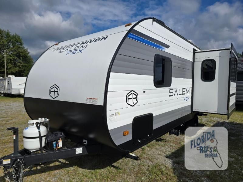 Find Quality RVs and Travel Trailers for Sale with Florida's RVs LLC