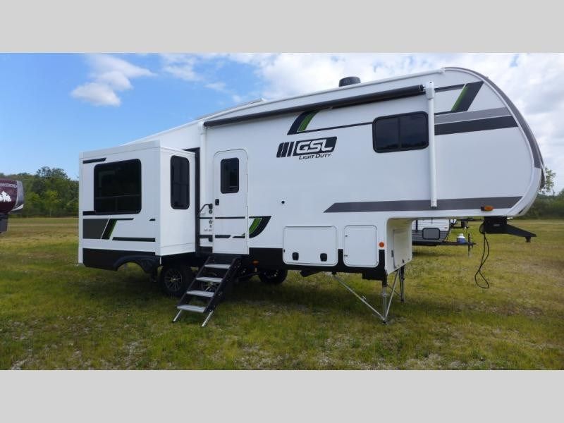 National RV Detroit Expands Premium Camper Selection in Belleville