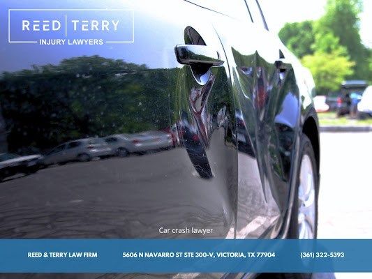 Personal Injury Attorney: Distracted Driving Risks