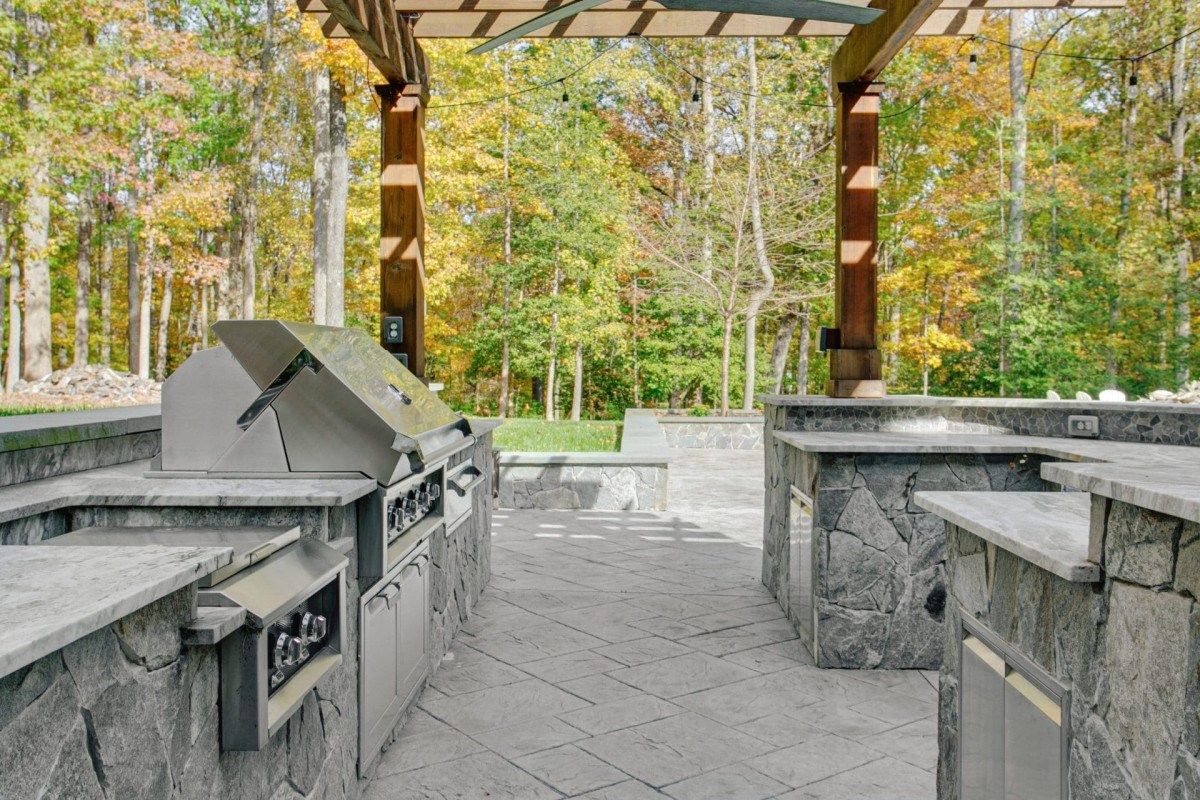 NJ Homeowners Extend Outdoor Season with Fire Features & Heated Spaces