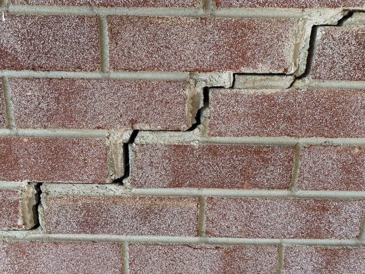 How to Stop Foundation Cracks From Spreading
