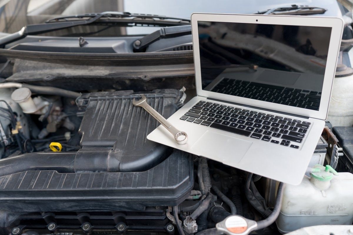 West Islip Auto Experts Stress Importance of Regular Car Diagnostics