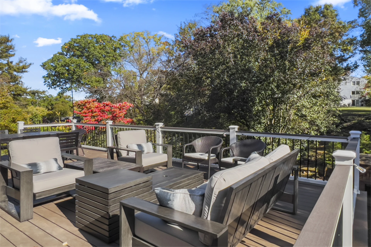 Valer Deck & Patio Strengthens Its Role as Fairfax's Leading Deck Builder