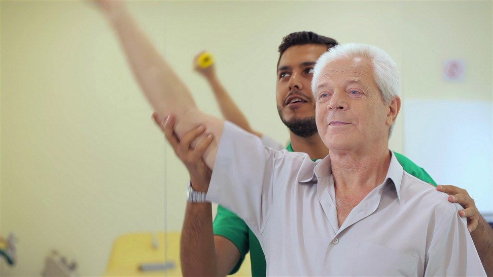 Indelicato Family Chiropractic Offers Seasonal Tips for Enhancing Family Health