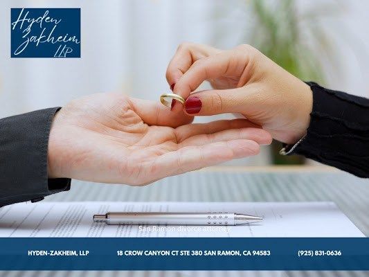 Divorce Lawyer Discusses Child Custody & Visitation for Upcoming Holiday Season