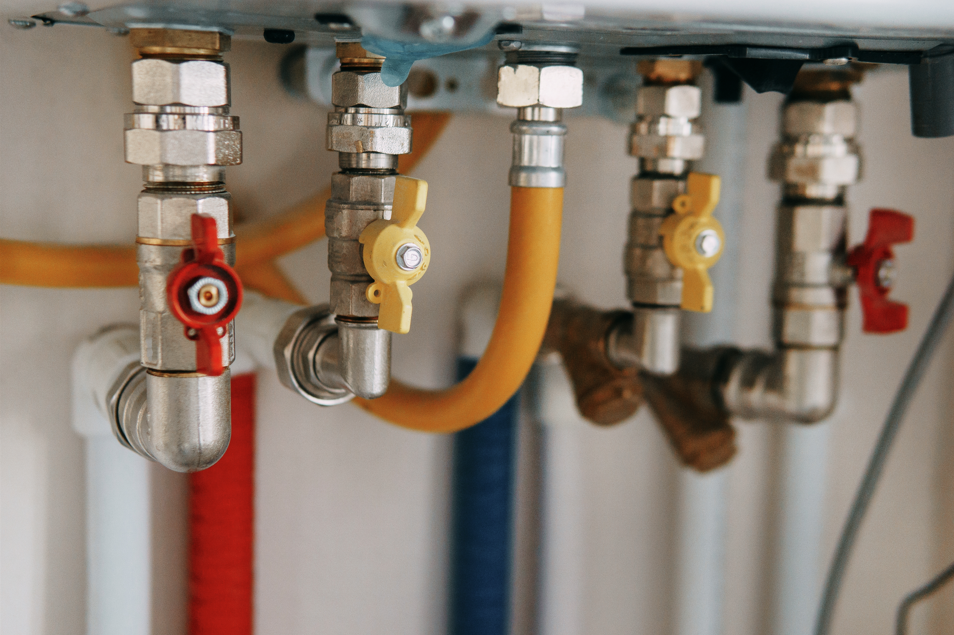 Righty Tighty Plumbing Highlights Expert Gas Pipe Replacement in Knoxville, TN